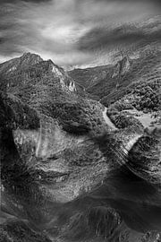 Montain beauty by Dreamy Faces