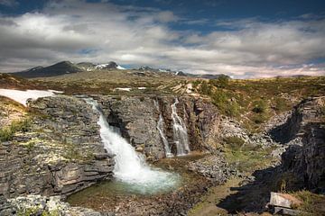 Storulfossen waterfall Norway van Marc Hollenberg