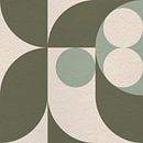 Bauhaus en retro 70s geïnspireerde geometrie in pastels. Groen en gebroken wit. van Dina Dankers thumbnail