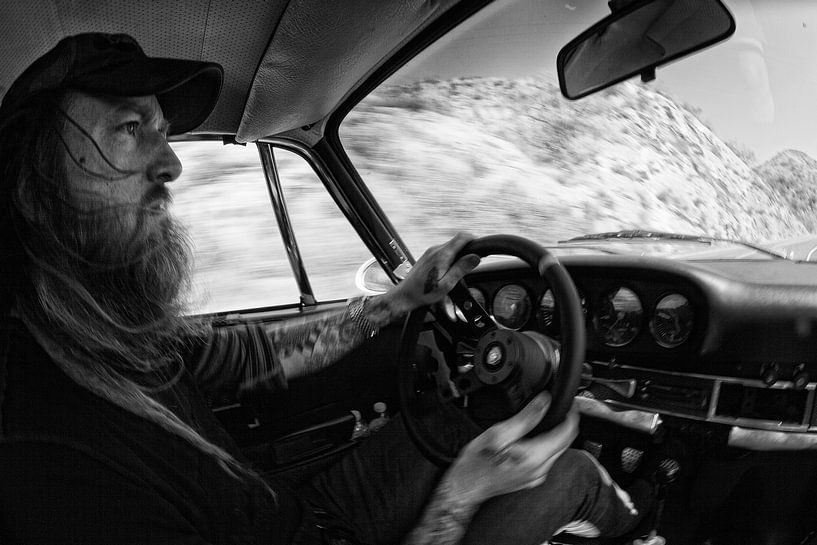 Magnus Walker B&W Serie 2 von 3 von Maurice van den Tillaard