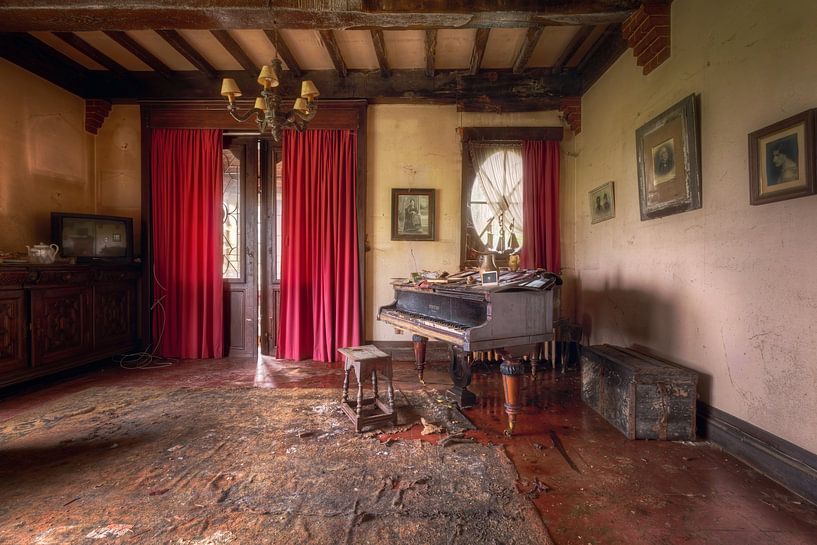 Piano in Huis. van Roman Robroek