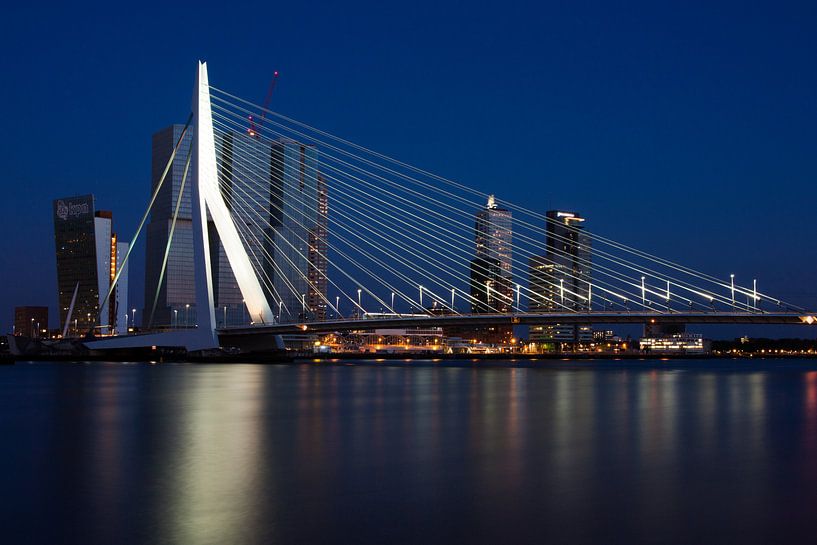 erasmusbrug rotterdam zonsondergang 2 van Ilya Korzelius