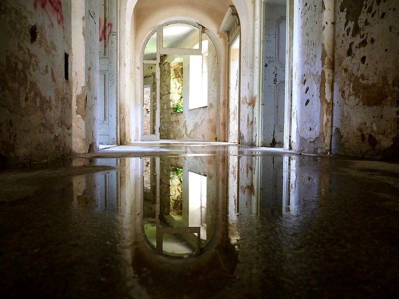 Urbex locatie kasteel Ostrozac Bosnië van Judith van Wijk