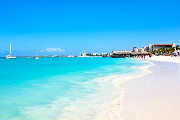 Palm Beach op Aruba in de Caribbische Zee op de Nederlandse Antillen van Eye on You