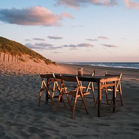 Dinner on the beach by Marco Scheurink