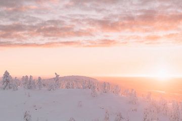 First sunlight over the mountain peaks | travel photography print | Ruka, Lapland, Finland