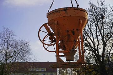Béton silo op een bouwplaats in Halle Saale