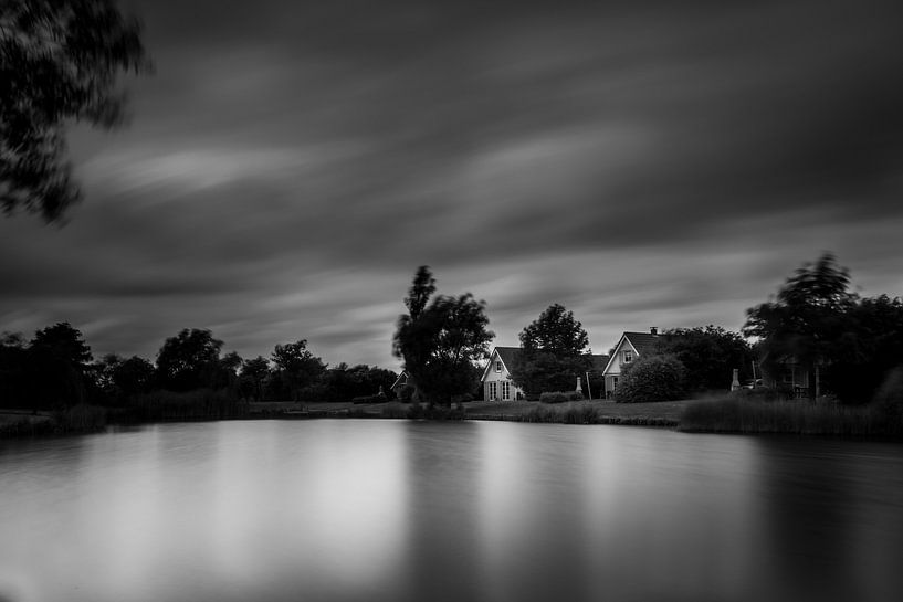 Black and white sunset at Parc Sandur in Emmen by Kim Bellen