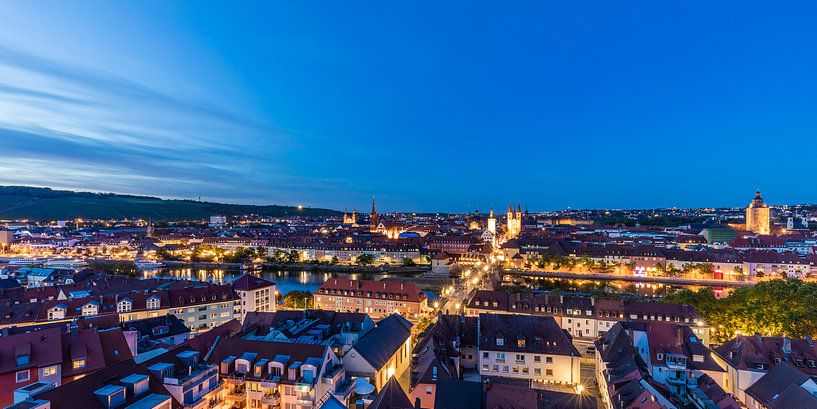 Würzburg in Frankenland van Werner Dieterich