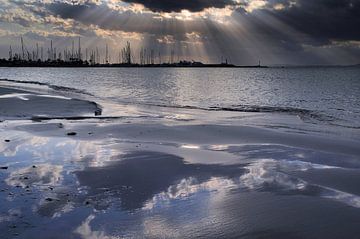 Ominöse Küste von Paul Arentsen