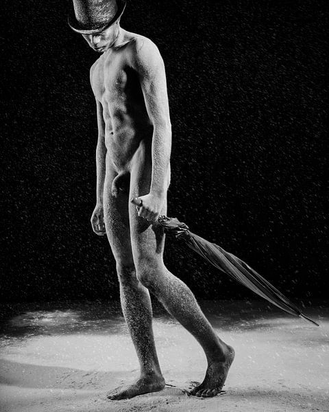 Schöner nackter Mann in Schwarz-Weiß fotografiert #9867 von Photostudioholland