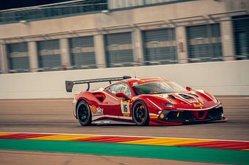 Ferrari 488 Challenge Evo avec freins rouges