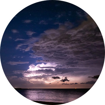 Onweer boven het IJsselmeer