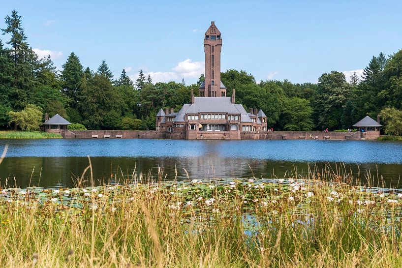 Sint Hubertus Hunting Lodge by Merijn Loch