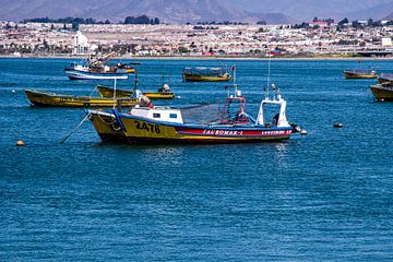 In the bay of La Serena by Thomas Riess