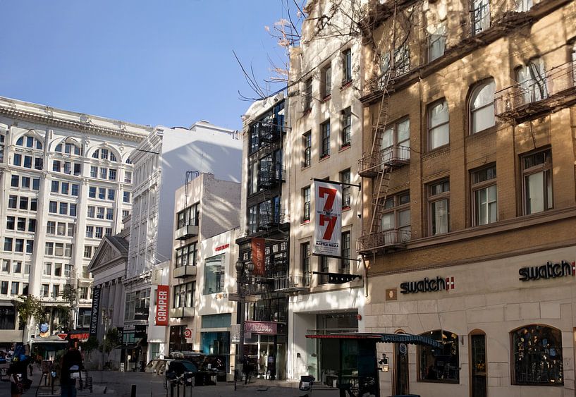 Stadtbild der sonnigen sommerlichen Innenstadt von San Francisco von Jan Willem de Groot Photography