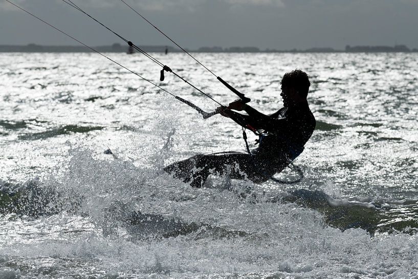 Kitesurfer by Liefs van Peet