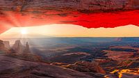Zonsopkomst Mesa Arch, Canyonlands Nationaal Park van Henk Meijer Photography thumbnail