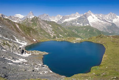 Le lac de Fenêtre face au Mont Blanc