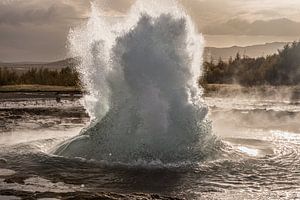 Explosion der Naturgewalt