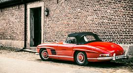 Mercedes-Benz 300 SL Roadster convertible classic sports car by Sjoerd van der Wal Photography