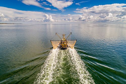 WR98 Kotter voor de kust van Texel