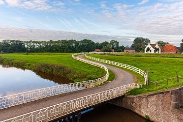 Vue du village d'Aduarderzijl dans la province de Groningue sur Evert Jan Luchies