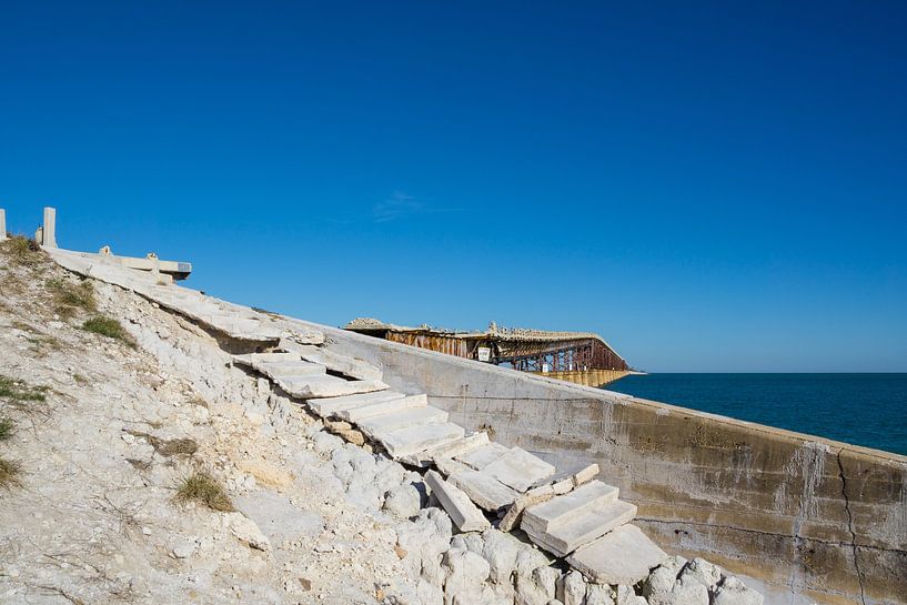 USA, Florida, Ancient railroad bridge over the ocean on the florida keys by adventure-photos