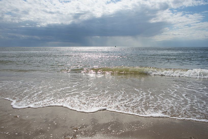 The water of the sea that washes up the beach .. by Wendy Duchain