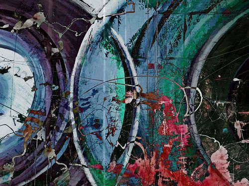 Modern, Abstract Digitaal Kunstwerk in Blauw, Paars, Rood, Zwart