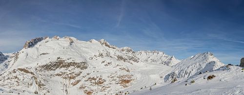 Le grand glacier d'Aletsch en hiver