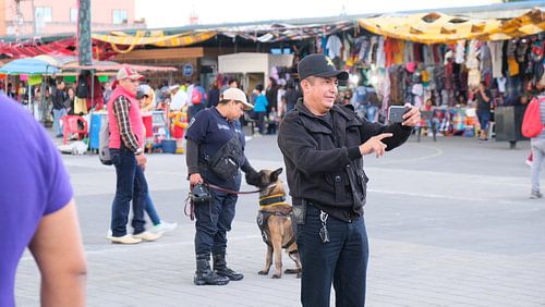 Las Dias de los Muertos mit der Polizei