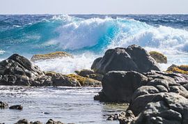 North coast Aruba by Ruurd van der Meulen