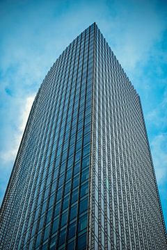 High-rise building by Thomas Riess