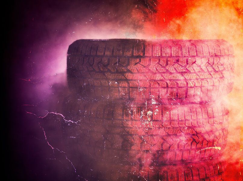 tire by Freddy Hoevers