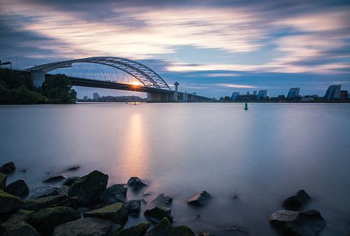 Zonsondergang bij de Brienenoordbrug