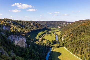 Beuronklooster in het natuurpark van de Boven-Donau