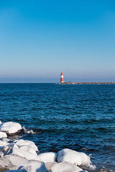 Die Mole in Warnemünde im Winter