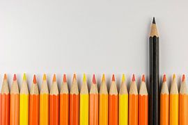 Collectie van bont gekleurde potloden von Tonko Oosterink