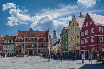 Marktplein in Memmingen - Duitsland van Mart Houtman