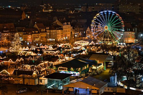 Weihnachtsmarkt in Erfurt auf dem Domplatz