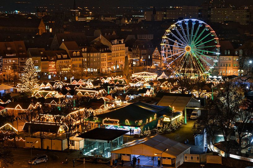 Weihnachtsmarkt in Erfurt auf dem Domplatz von Alexander Ließ