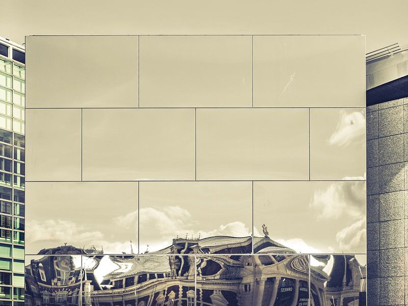 Mirrored wall on the side of the Van Gogh Museum in Amsterdam. by Elmar Keijzer