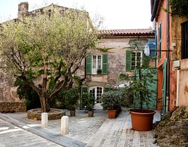 Saint Tropez idyllische straten en pleinen van Christine Vesters Fotografie
