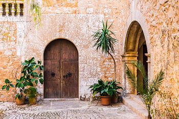 Idyllic view of an patio of mediterranean villa