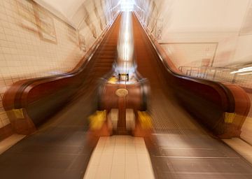 Don't be afraid of the escalator van Peter Kaijen