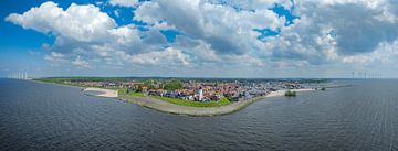 Urk luchtfoto van het voormalige eiland aan het IJsselmeer