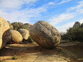 Lizard's Mouth Park - Santa Barbara California VI von Helmut Martin - The Art of Stone - Steinkunst & Photographie