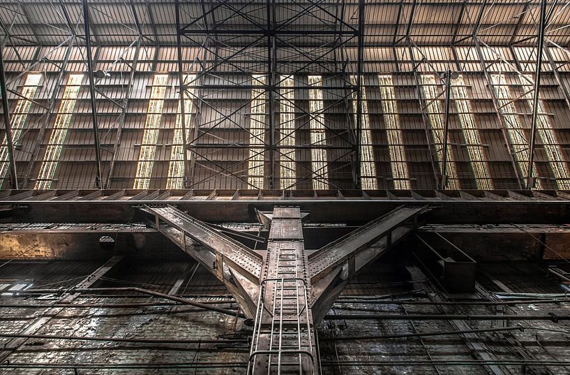 Industrial hall by Olivier Photography