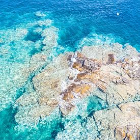 Felsplateauküste Sardinien von Bernardine de Laat